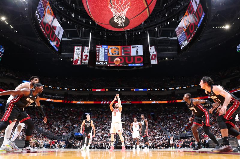 MIAMI, FL - OCTOBER 30: Jalen Brunson #11 of the New York Knicks free throw against the Miami Heat on October 30, 2024 at Kaseya Center in Miami, Florida. NOTE TO USER: User expressly acknowledges and agrees that, by downloading and or using this Photograph, user is consenting to the terms and conditions of the Getty Images License Agreement. Mandatory Copyright Notice: Copyright 2024 NBAE (Photo by Jeff Haynes/NBAE via Getty Images)