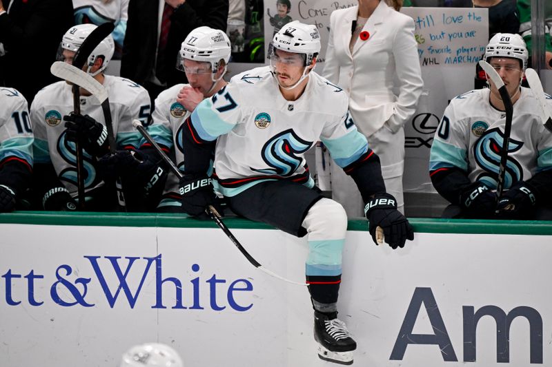 Nov 9, 2025; Dallas, Texas, USA; Seattle Kraken left wing Mason Marchment (27) takes the ice against the Dallas Stars during the first period at the American Airlines Center. Mandatory Credit: Jerome Miron-Imagn Images