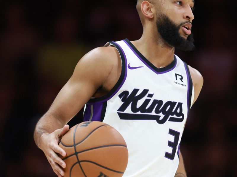 MIAMI, FLORIDA - NOVEMBER 04: Jordan McLaughlin #3 of the Sacramento Kings controls the ball against the Miami Heat during the first half at Kaseya Center on November 04, 2024 in Miami, Florida. NOTE TO USER: User expressly acknowledges and agrees that, by downloading and or using this Photograph, user is consenting to the terms and conditions of the Getty Images License Agreement. (Photo by Carmen Mandato/Getty Images)