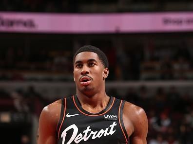 CHICAGO, IL - NOVEMBER 12: Jaden Ivey #23 of the Detroit Pistons prepares to shoot a free throw during the game against the Chicago Bulls on November 12, 2023 at United Center in Chicago, Illinois. NOTE TO USER: User expressly acknowledges and agrees that, by downloading and or using this photograph, User is consenting to the terms and conditions of the Getty Images License Agreement. Mandatory Copyright Notice: Copyright 2023 NBAE (Photo by Gary Dineen/NBAE via Getty Images)