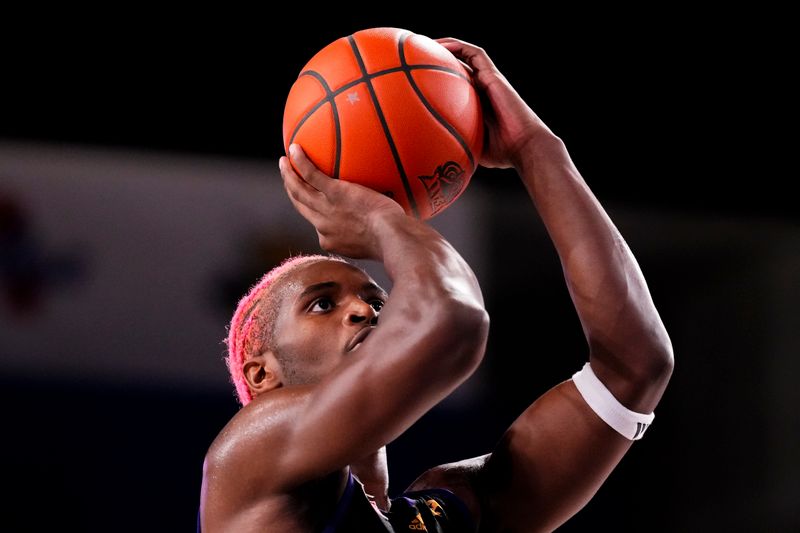 Jan 2, 2024; Boca Raton, Florida, USA; East Carolina Pirates forward Ezra Ausar (2) shoots a free throw against the Florida Atlantic Owls during the first half at Eleanor R. Baldwin Arena. Mandatory Credit: Rich Storry-USA TODAY Sports