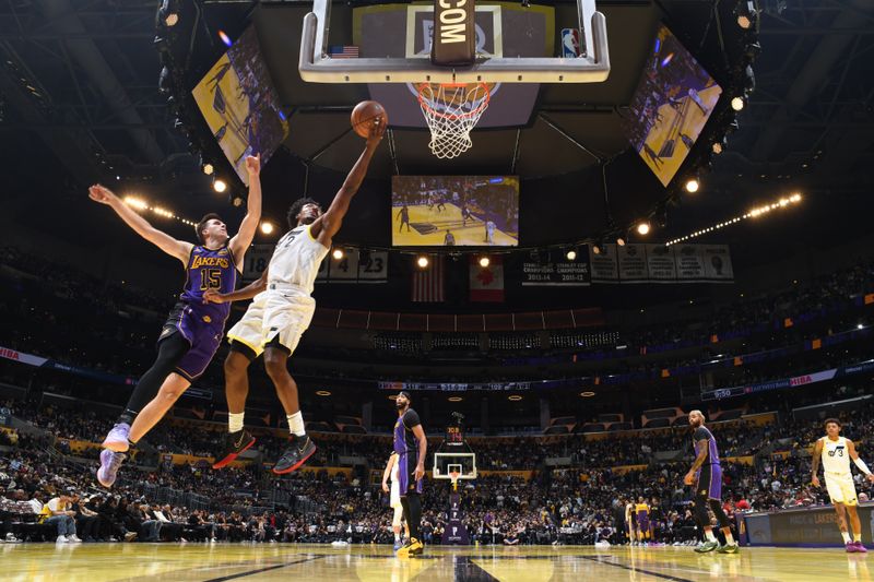 LOS ANGELES, CA - NOVEMBER 19: Collin Sexton #2 of the Utah Jazz drives to the basket during the game against the Los Angeles Lakers during the Emirates NBA Cup game on November 19, 2024 at Crypto.Com Arena in Los Angeles, California. NOTE TO USER: User expressly acknowledges and agrees that, by downloading and/or using this Photograph, user is consenting to the terms and conditions of the Getty Images License Agreement. Mandatory Copyright Notice: Copyright 2024 NBAE (Photo by Adam Pantozzi/NBAE via Getty Images)