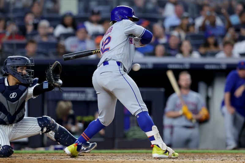 Yankees Narrowly Miss Victory Against Mets in a Close Encounter at Yankee Stadium