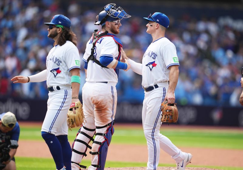 Will the Blue Jays Overcome Recent Struggles Against Diamondbacks at Chase Field?