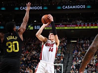 SALT LAKE CITY, UT - DECEMBER 30: Tyler Herro #14 of the Miami Heat shoots the ball during the game against the Utah Jazz on December 30, 2023 at Delta Center in Salt Lake City, Utah. NOTE TO USER: User expressly acknowledges and agrees that, by downloading and or using this Photograph, User is consenting to the terms and conditions of the Getty Images License Agreement. Mandatory Copyright Notice: Copyright 2023 NBAE (Photo by Melissa Majchrzak/NBAE via Getty Images)