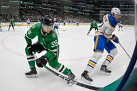 Buffalo Sabres Outshine Early, Dallas Stars Rally to Seize Victory at American Airlines Center