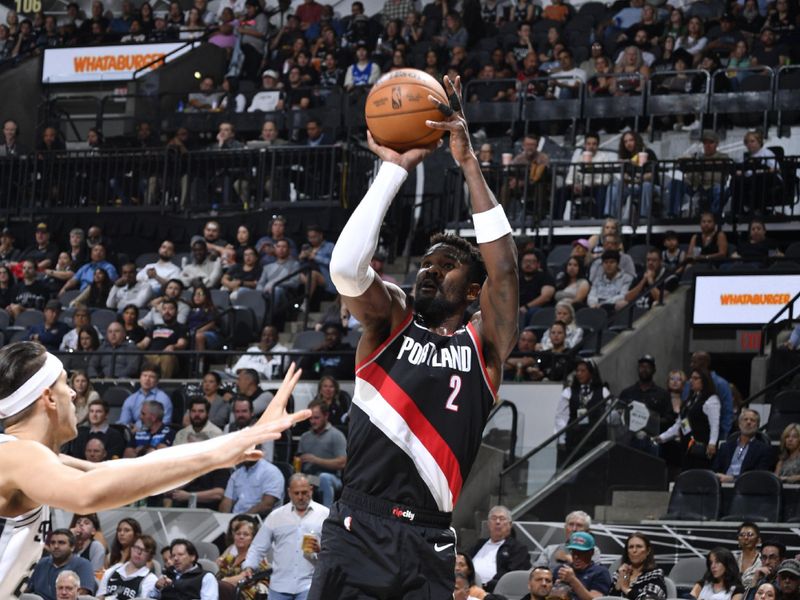 SAN ANTONIO, TX - NOVEMBER 7: Deandre Ayton #2 of the Portland Trail Blazers shoots the ball during the game against the San Antonio Spurs on November 7, 2024 at the Frost Bank Center in San Antonio, Texas. NOTE TO USER: User expressly acknowledges and agrees that, by downloading and or using this photograph, user is consenting to the terms and conditions of the Getty Images License Agreement. Mandatory Copyright Notice: Copyright 2024 NBAE (Photos by Logan Riely/NBAE via Getty Images)