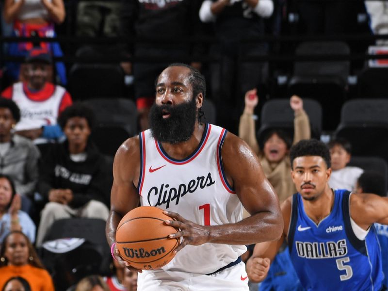 INGLEWOOD, CA - OCTOBER 14: James Harden #1 of the LA Clippers brings the ball up court during the game against the Dallas Mavericks on October 14, 2024 at Intuit Dome in Los Angeles, California. NOTE TO USER: User expressly acknowledges and agrees that, by downloading and/or using this Photograph, user is consenting to the terms and conditions of the Getty Images License Agreement. Mandatory Copyright Notice: Copyright 2024 NBAE (Photo by Juan Ocampo/NBAE via Getty Images)