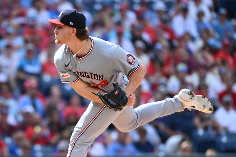 Aug 24, 2025; Philadelphia, Pennsylvania, USA; Washington Nationals pitcher Clayton Beeter (39) throws a pitch against the Philadelphia Phillies during the eighth inning at Citizens Bank Park. Mandatory Credit: Eric Hartline-Imagn Images