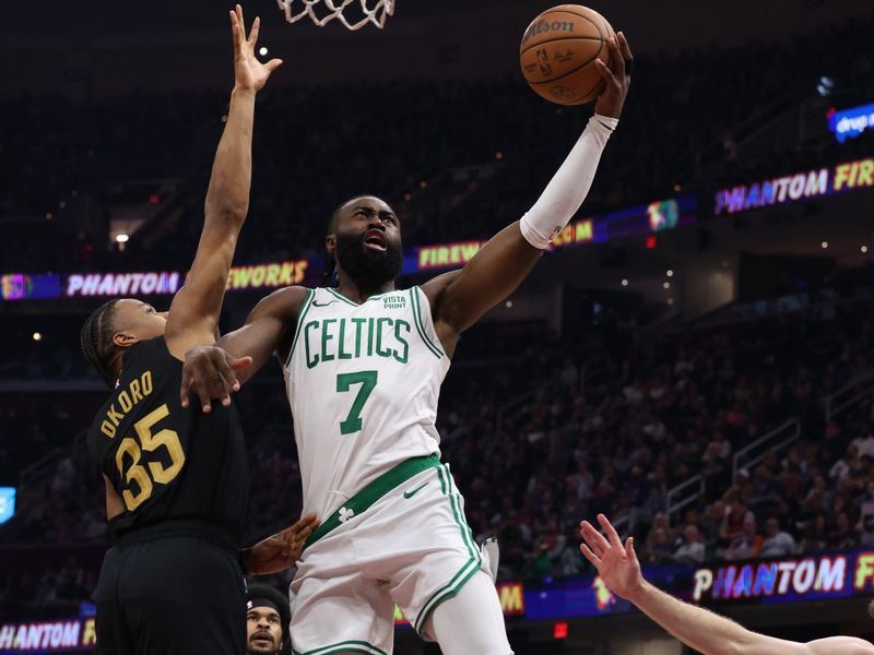 CLEVELAND, OH - MARCH 5: Jaylen Brown #7 of the Boston Celtics drives to the basket during the game against the Cleveland Cavaliers on March 5, 2024 at Rocket Mortgage FieldHouse in Cleveland, Ohio. NOTE TO USER: User expressly acknowledges and agrees that, by downloading and/or using this Photograph, user is consenting to the terms and conditions of the Getty Images License Agreement. Mandatory Copyright Notice: Copyright 2024 NBAE (Photo by Lauren Leigh Bacho<p><br/></p>/NBAE via Getty Images)