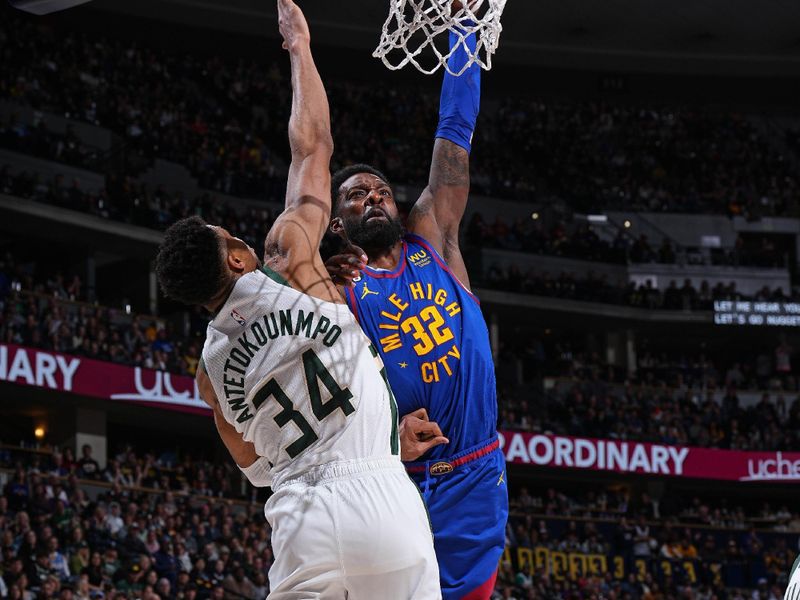 DENVER, CO - MARCH 25: Jeff Green #32 of the Denver Nuggets dunks the ball during the game against the Milwaukee Bucks on March 25, 2023 at the Ball Arena in Denver, Colorado. NOTE TO USER: User expressly acknowledges and agrees that, by downloading and/or using this Photograph, user is consenting to the terms and conditions of the Getty Images License Agreement. Mandatory Copyright Notice: Copyright 2023 NBAE (Photo by Garrett Ellwood/NBAE via Getty Images)