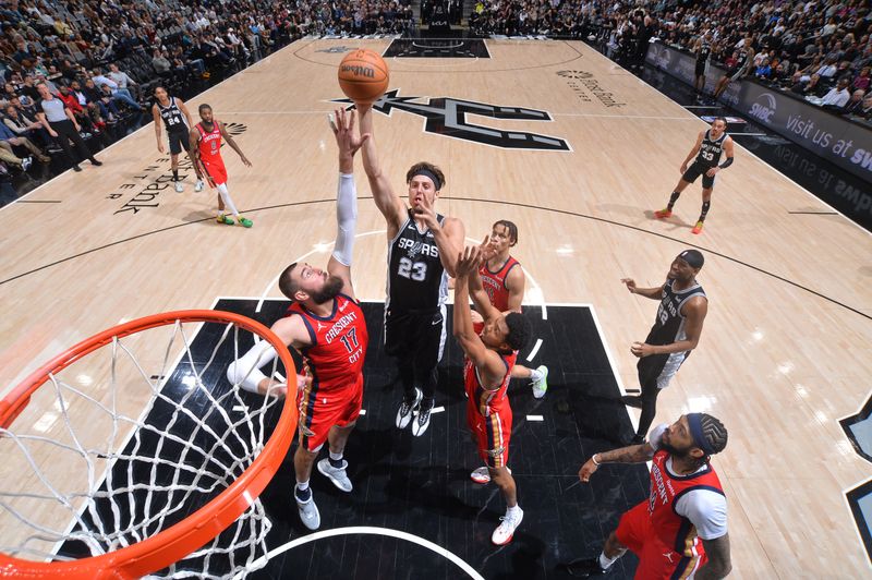 SAN ANTONIO, TX - FEBRUARY 2:  Zach Collins #23 of the San Antonio Spurs drives to the basket during the game against the New Orleans Pelicans on February 2, 2024 at the Frost Bank Center in San Antonio, Texas. NOTE TO USER: User expressly acknowledges and agrees that, by downloading and or using this photograph, user is consenting to the terms and conditions of the Getty Images License Agreement. Mandatory Copyright Notice: Copyright 2024 NBAE (Photos by Michael Gonzales/NBAE via Getty Images)