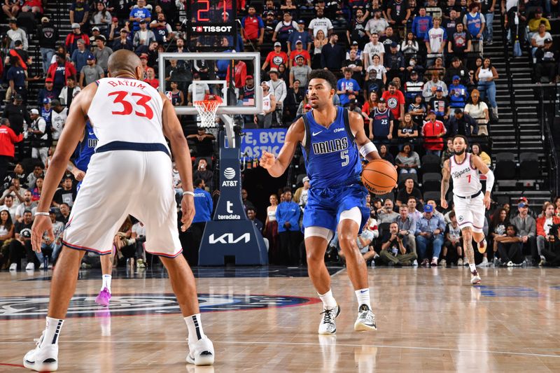 INGLEWOOD, CA - OCTOBER 14: Quentin Grimes #5 of the Dallas Mavericks looks on during the game against the LA Clippers on October 14, 2024 at Intuit Dome in Los Angeles, California. NOTE TO USER: User expressly acknowledges and agrees that, by downloading and/or using this Photograph, user is consenting to the terms and conditions of the Getty Images License Agreement. Mandatory Copyright Notice: Copyright 2024 NBAE (Photo by Juan Ocampo/NBAE via Getty Images)