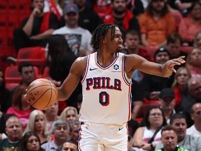 MIAMI, FL - DECEMBER 25:  Tyrese Maxey #0 of the Philadelphia 76ers handles the ball during the game against the Miami Heat on December 25, 2023 at Kaseya Center in Miami, Florida. NOTE TO USER: User expressly acknowledges and agrees that, by downloading and or using this Photograph, user is consenting to the terms and conditions of the Getty Images License Agreement. Mandatory Copyright Notice: Copyright 2023 NBAE (Photo by David Sherman/NBAE via Getty Images)