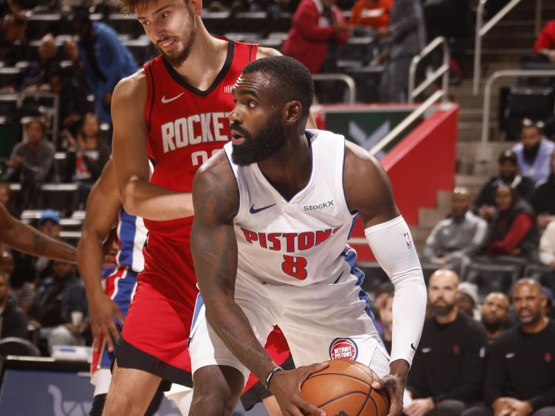 DETROIT, MI - NOVEMBER 10: Tim Hardaway Jr. #8 of the Detroit Pistons handles the ball during the game against the Houston Rockets on November 10, 2024 at Little Caesars Arena in Detroit, Michigan. NOTE TO USER: User expressly acknowledges and agrees that, by downloading and/or using this photograph, User is consenting to the terms and conditions of the Getty Images License Agreement. Mandatory Copyright Notice: Copyright 2024 NBAE (Photo by Brian Sevald/NBAE via Getty Images)