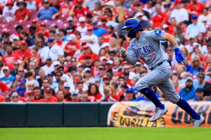 Sep 21, 2025; Cincinnati, Ohio, USA; Chicago Cubs shortstop Dansby Swanson (7) steals second in the second inning against the Cincinnati Reds at Great American Ball Park. Mandatory Credit: Katie Stratman-Imagn Images