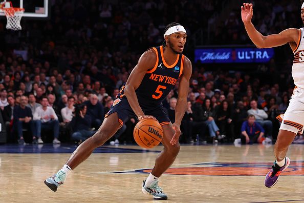 NEW YORK, NY - NOVEMBER 26:  Immanuel Quickley #5 of the New York Knicks during the game against the Phoenix Suns at Madison Square Garden on November 26, 2023 in New York City.  NOTE TO USER: User expressly acknowledges and agrees that, by downloading and or using this photograph, User is consenting to the terms and conditions of the Getty Images License Agreement. (Photo by Rich Graessle/Getty Images)