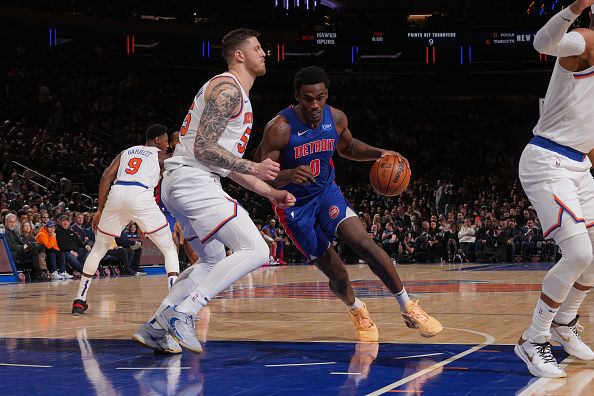 NEW YORK, NY - NOVEMBER 30: Jalen Duren #0 of the Detroit Pistons drives to the basket during the game against the New York Knicks on November 30, 2023 at Madison Square Garden in New York City, New York.  NOTE TO USER: User expressly acknowledges and agrees that, by downloading and or using this photograph, User is consenting to the terms and conditions of the Getty Images License Agreement. Mandatory Copyright Notice: Copyright 2023 NBAE  (Photo by Jesse D. Garrabrant/NBAE via Getty Images)