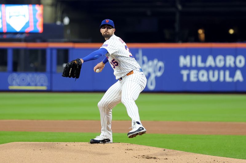 May 14, 2025; New York City, New York, USA; New York Mets starting pitcher Clay Holmes (35) pitches against the Pittsburgh Pirates during the first inning at Citi Field. Mandatory Credit: Brad Penner-Imagn Images