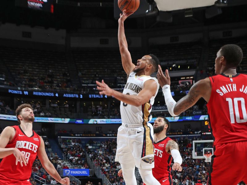 NEW ORLEANS, LA - FEBRUARY 22: CJ McCollum #3 of the New Orleans Pelicans shoots the ball during the game against the Houston Rockets on February 22, 2024 at the Smoothie King Center in New Orleans, Louisiana. NOTE TO USER: User expressly acknowledges and agrees that, by downloading and or using this Photograph, user is consenting to the terms and conditions of the Getty Images License Agreement. Mandatory Copyright Notice: Copyright 2024 NBAE (Photo by Layne Murdoch Jr./NBAE via Getty Images)