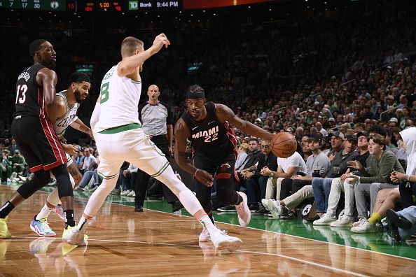 BOSTON, MA - OCTOBER 27: Jimmy Butler #22 of the Miami Heat drives to the basket during the game against the Boston Celtics on October 27, 2023 at the TD Garden in Boston, Massachusetts. NOTE TO USER: User expressly acknowledges and agrees that, by downloading and or using this photograph, User is consenting to the terms and conditions of the Getty Images License Agreement. Mandatory Copyright Notice: Copyright 2023 NBAE  (Photo by Brian Babineau/NBAE via Getty Images)