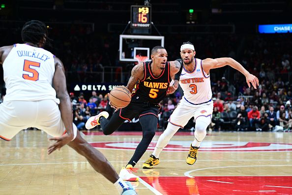 ATLANTA, GA - NOVEMBER 15: Dejounte Murray #5 of the Atlanta Hawks dribbles the ball during the game against the New York Knicks on November 15, 2023 at State Farm Arena in Atlanta, Georgia.  NOTE TO USER: User expressly acknowledges and agrees that, by downloading and/or using this Photograph, user is consenting to the terms and conditions of the Getty Images License Agreement. Mandatory Copyright Notice: Copyright 2023 NBAE (Photo by Adam Hagy/NBAE via Getty Images)