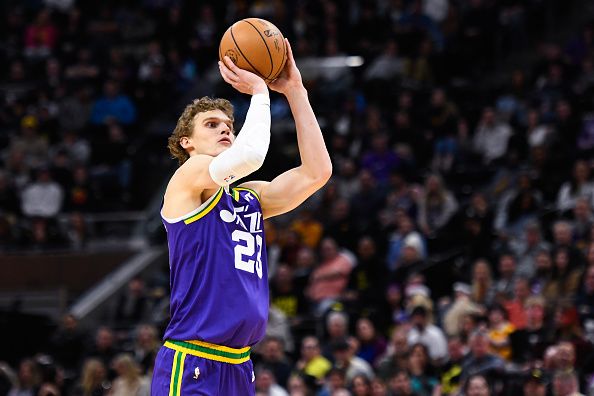 SALT LAKE CITY, UTAH - DECEMBER 13: Lauri Markkanen #23 of the Utah Jazz shoots during the second half of a game against the New York Knicks at Delta Center on December 13, 2023 in Salt Lake City, Utah. NOTE TO USER: User expressly acknowledges and agrees that, by downloading and or using this photograph, User is consenting to the terms and conditions of the Getty Images License Agreement. (Photo by Alex Goodlett/Getty Images)