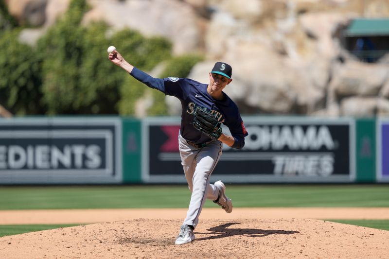 Jun 8, 2025; Anaheim, California, USA;Seattle Mariners starting pitcher George Kirby (68) throws against the Los Angeles Angels at Angel Stadium. Mandatory Credit: Kirby Lee-Imagn Images