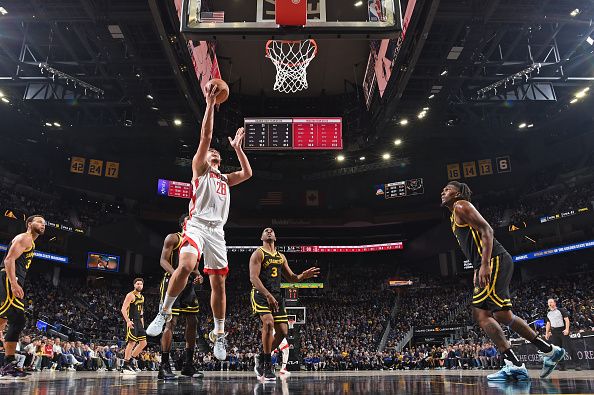 SAN FRANCISCO, CA - NOVEMBER 20: Alperen Sengun #28 of the Houston Rockets shoots the ball during the game against the Golden State Warriors on November 20, 2023 at Chase Center in San Francisco, California. NOTE TO USER: User expressly acknowledges and agrees that, by downloading and or using this photograph, user is consenting to the terms and conditions of Getty Images License Agreement. Mandatory Copyright Notice: Copyright 2023 NBAE (Photo by Noah Graham/NBAE via Getty Images)