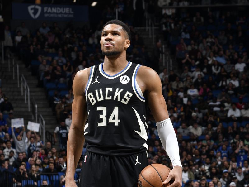 ORLANDO, FL - JANUARY 10: Giannis Antetokounmpo #34 of the Milwaukee Bucks shoots a free throw during the game against the Orlando Magic on January 10, 2025 at Kia Center in Orlando, Florida. NOTE TO USER: User expressly acknowledges and agrees that, by downloading and or using this photograph, User is consenting to the terms and conditions of the Getty Images License Agreement. Mandatory Copyright Notice: Copyright 2025 NBAE (Photo by Fernando Medina/NBAE via Getty Images)