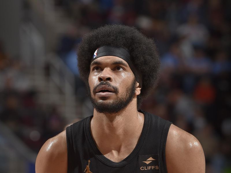 CLEVELAND, OH - APRIL 10: Jarrett Allen #31 of the Cleveland Cavaliers shoots a free throw during the game against the Memphis Grizzlies on April 10, 2024 at Rocket Mortgage FieldHouse in Cleveland, Ohio. NOTE TO USER: User expressly acknowledges and agrees that, by downloading and/or using this Photograph, user is consenting to the terms and conditions of the Getty Images License Agreement. Mandatory Copyright Notice: Copyright 2024 NBAE (Photo by David Liam Kyle/NBAE via Getty Images)