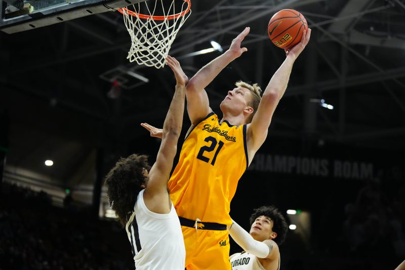 Feb 2, 2023; Boulder, Colorado, USA; California Golden Bears forward Lars Thiemann (21) shoots over Colorado Buffaloes guard Javon Ruffin (11) in the second half at the CU Events Center. Mandatory Credit: Ron Chenoy-USA TODAY Sports