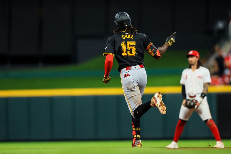 Can Pirates' Offensive Surge Outshine Reds' Explosive Innings in Cincinnati?