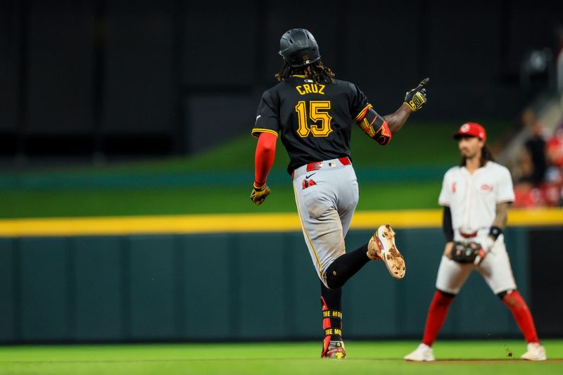 Jun 24, 2024; Cincinnati, Ohio, USA; Pittsburgh Pirates shortstop Oneil Cruz (15) runs the bases after hitting a two-run home run in the seventh inning against the Cincinnati Reds at Great American Ball Park. Mandatory Credit: Katie Stratman-USA TODAY Sports