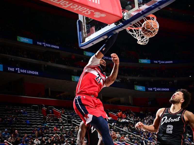 DETROIT, MI - JANUARY 27: Daniel Gafford #21 of the Washington Wizards dunks the ball during the game against the Detroit Pistons on January 27, 2024 at Little Caesars Arena in Detroit, Michigan. NOTE TO USER: User expressly acknowledges and agrees that, by downloading and/or using this photograph, User is consenting to the terms and conditions of the Getty Images License Agreement. Mandatory Copyright Notice: Copyright 2024 NBAE (Photo by Chris Schwegler/NBAE via Getty Images)