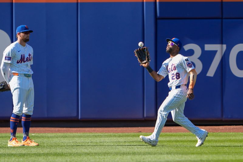 Aug 31, 2025; New York City, New York, USA; New York Mets center fielder Cedric Mullins (28) catches a fly ball hit by Miami Marlins third baseman Javier Sanoja (46) (not pictured) during the ninth inning at Citi Field. Mandatory Credit: Gregory Fisher-Imagn Images