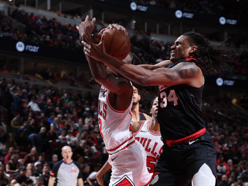 CHICAGO, IL - MARCH 18:  Jabari Walker #34 of the Portland Trail Blazers grabs a rebound during the game against the Chicago Bulls on March 18, 2024 at United Center in Chicago, Illinois. NOTE TO USER: User expressly acknowledges and agrees that, by downloading and or using this photograph, User is consenting to the terms and conditions of the Getty Images License Agreement. Mandatory Copyright Notice: Copyright 2024 NBAE (Photo by Jeff Haynes/NBAE via Getty Images)