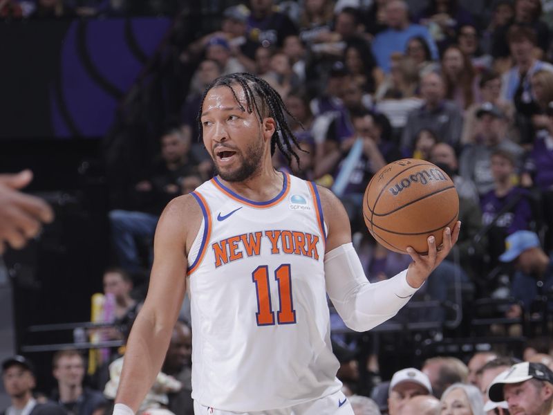 SACRAMENTO, CA - MARCH 16: Jalen Brunson #11 of the New York Knicks dribbles the ball during the game against the Sacramento Kings on March 16, 2024 at Golden 1 Center in Sacramento, California. NOTE TO USER: User expressly acknowledges and agrees that, by downloading and or using this Photograph, user is consenting to the terms and conditions of the Getty Images License Agreement. Mandatory Copyright Notice: Copyright 2024 NBAE (Photo by Rocky Widner/NBAE via Getty Images)