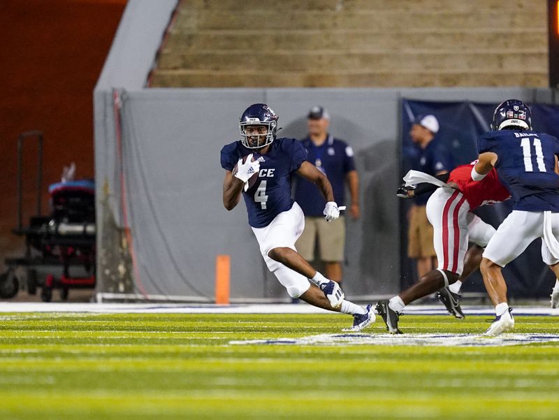 Rice Owls Set to Challenge UConn Huskies in a Clash of Determination at Pratt and Whitney Stadium