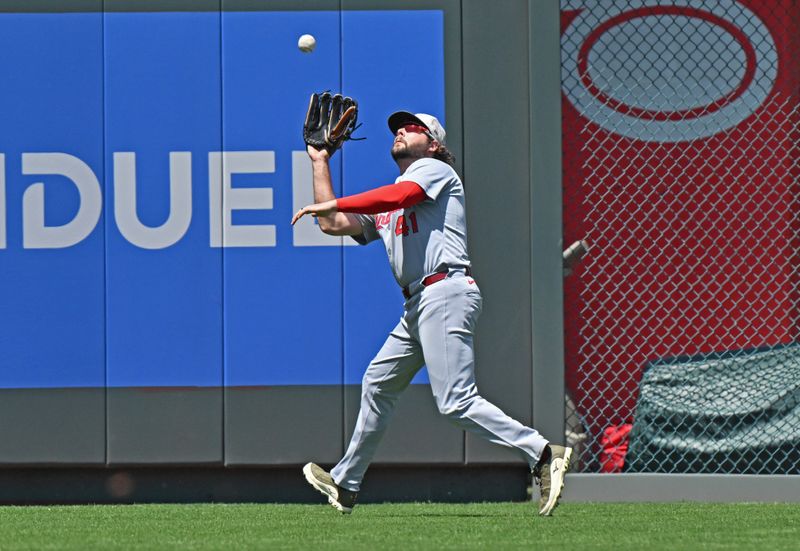 May 18, 2025; Kansas City, Missouri, USA;  St. Louis Cardinals left fielder Alec Burleson (41) catches a fly ball in the third inning against the Kansas City Royals at Kauffman Stadium. Mandatory Credit: Peter Aiken-Imagn Images