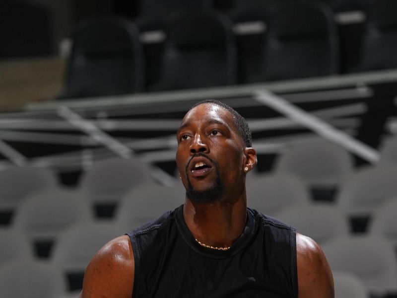 SAN ANTONIO, TX - FEBRUARY 1: Bam Adebayo #13 of the Miami Heat warms up before the game against the San Antonio Spurs on February 1, 2025 at the Frost Bank Center in San Antonio, Texas. NOTE TO USER: User expressly acknowledges and agrees that, by downloading and or using this photograph, user is consenting to the terms and conditions of the Getty Images License Agreement. Mandatory Copyright Notice: Copyright 2025 NBAE (Photos by Garrett Ellwood/NBAE via Getty Images)
