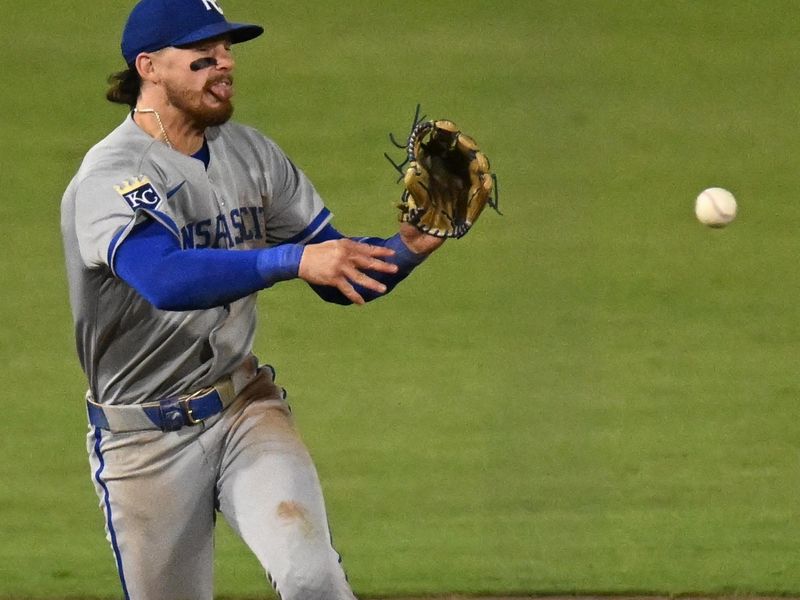 Apr 30, 2025; St. Petersburg, Florida, USA; Kansas City Royals shortstop Bobby Witt Jr. (7) throws to first base in the eighth inning against the Tampa Bay Rays at George M. Steinbrenner Field. Mandatory Credit: Jonathan Dyer-Imagn Images 
