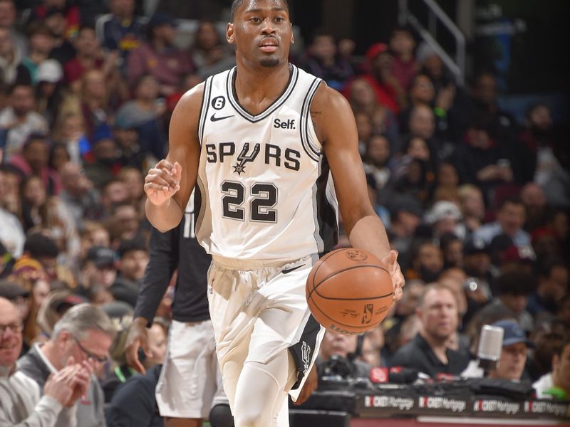 CLEVELAND, OH - FEBUARY 13:  Malaki Branham #22 of the San Antonio Spurs handles the ball during tthe game on Febuary 13, 2023 at Rocket Mortgage FieldHouse in Cleveland, Ohio. NOTE TO USER: User expressly acknowledges and agrees that, by downloading and/or using this Photograph, user is consenting to the terms and conditions of the Getty Images License Agreement. Mandatory Copyright Notice: Copyright 2023 NBAE (Photo by David Liam Kyle/NBAE via Getty Images)