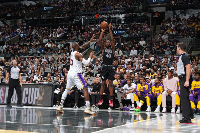 SAN ANTONIO, TX - NOVEMBER 15: Harrison Barnes #40 of the San Antonio Spurs shoots a three point basket during the game against the Los Angeles Lakers during the Emirates NBA Cup game on November 15, 2024 at the Frost Bank Center in San Antonio, Texas. NOTE TO USER: User expressly acknowledges and agrees that, by downloading and or using this photograph, user is consenting to the terms and conditions of the Getty Images License Agreement. Mandatory Copyright Notice: Copyright 2024 NBAE (Photos by Jesse D. Garrabrant/NBAE via Getty Images)