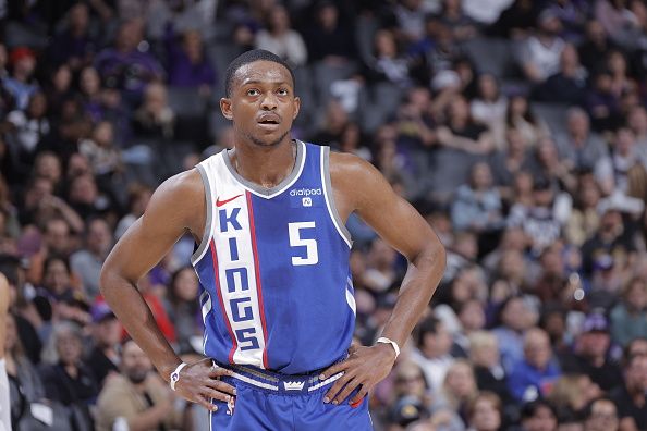 SACRAMENTO, CA - DECEMBER 2: De'Aaron Fox #5 of the Sacramento Kings looks on during the game against the Denver Nuggets on December 2, 2023 at Golden 1 Center in Sacramento, California. NOTE TO USER: User expressly acknowledges and agrees that, by downloading and or using this Photograph, user is consenting to the terms and conditions of the Getty Images License Agreement. Mandatory Copyright Notice: Copyright 2023 NBAE (Photo by Rocky Widner/NBAE via Getty Images)