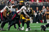 Atlanta Falcons vs. Pittsburgh Steelers: Spotlight on Heinicke's Stellar Performance