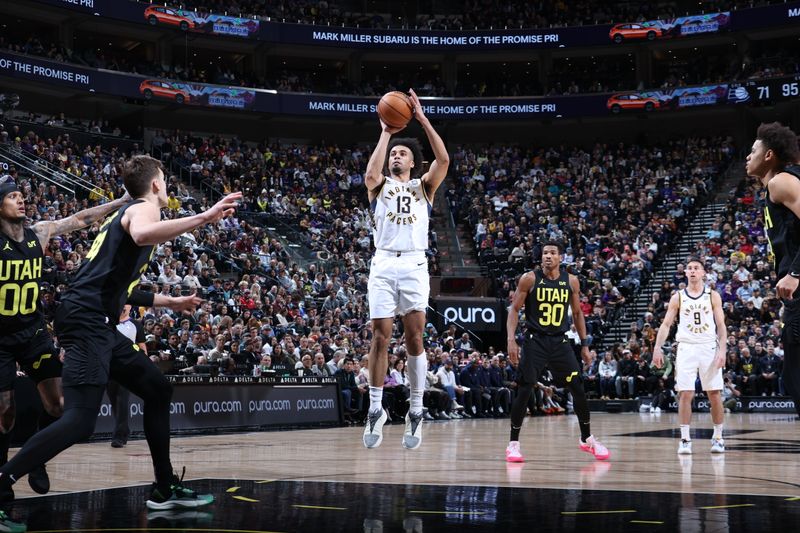 SALT LAKE CITY, UT - JANUARY 15: Jordan Nwora #13 of the Indiana Pacers shoots the ball during the game against the Utah Jazz on January 15, 2024 at Delta Center in Salt Lake City, Utah. NOTE TO USER: User expressly acknowledges and agrees that, by downloading and or using this Photograph, User is consenting to the terms and conditions of the Getty Images License Agreement. Mandatory Copyright Notice: Copyright 2024 NBAE (Photo by Melissa Majchrzak/NBAE via Getty Images)