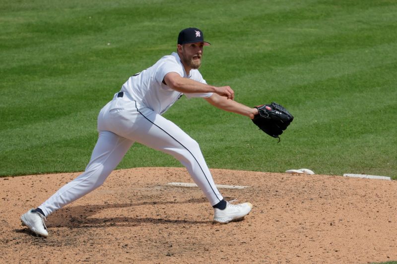 May 12, 2024; Detroit, Michigan, USA;  Detroit Tigers relief pitcher Will Vest (19) pitches in the ninth inning against the Houston Astros at Comerica Park. Mandatory Credit: Rick Osentoski-USA TODAY Sports