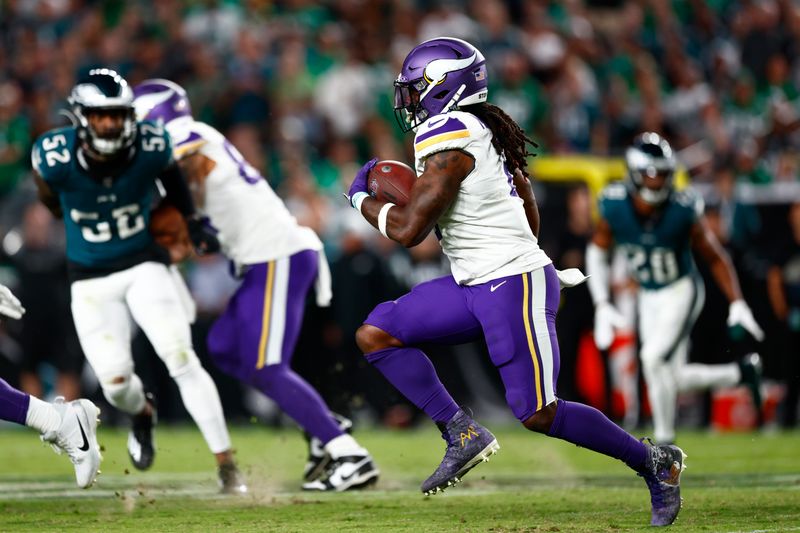 Minnesota Vikings running back Alexander Mattison (2) in action against the Philadelphia Eagles during an NFL football game, Thursday, Sep. 14, 2023, in Philadelphia. (AP Photo/Rich Schultz)