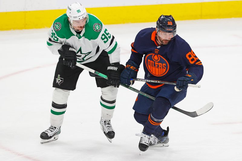 Nov 2, 2023; Edmonton, Alberta, CAN; Dallas Stars forward Matt Duchene (95) and Edmonton Oilers forward Sam Gagner (89) battle for position during the second period at Rogers Place. Mandatory Credit: Perry Nelson-USA TODAY Sports